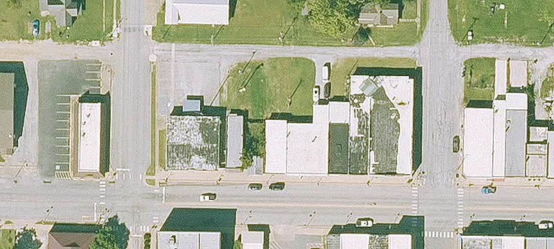 Gentry Commercial Space For Lease