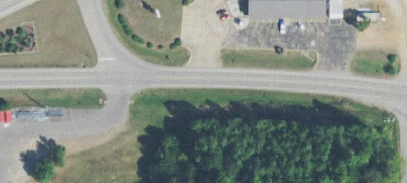 Highway 3 Commercial Building