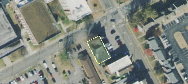 Prime Retail Space Near Downtown