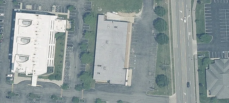 Retail Building in High-Traffic Area