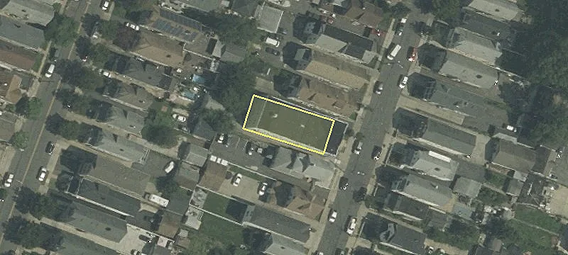 Multifamily Property Near Transportation
