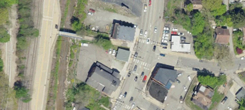 Versatile Commercial Building on Route 51
