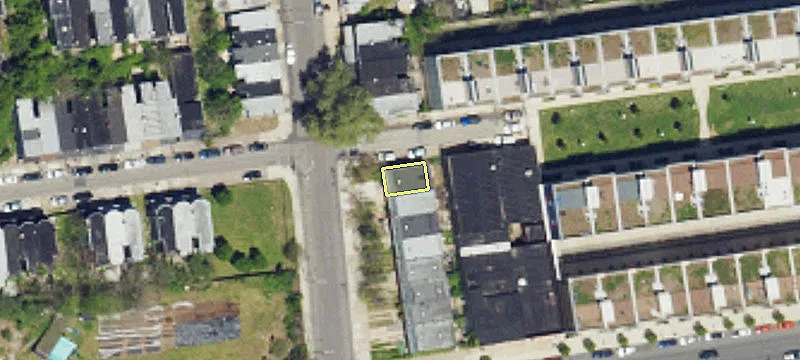 Victorian Multifamily Property Near University City