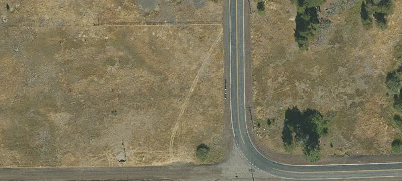 Large Corner Lot Near River