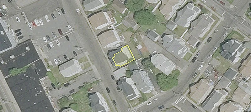 Spacious Bridgeport Multi-Family Home