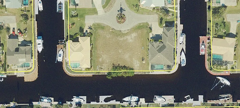 Waterfront Homesite with Gulf Access