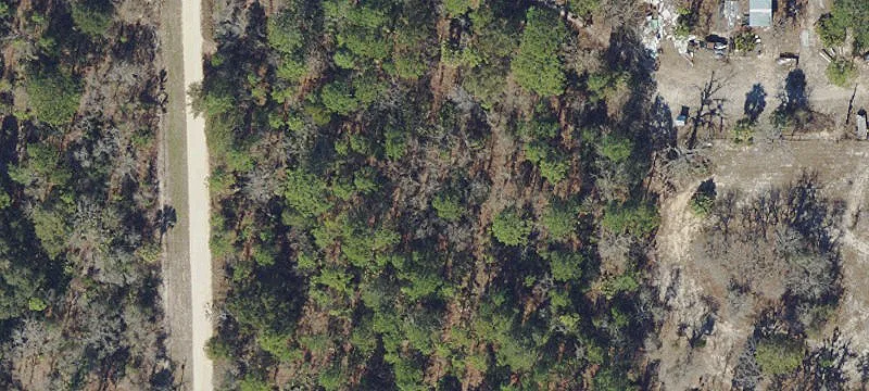 Spacious Homesite in Mini Farms