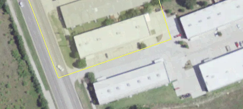 7150 Sqft Flex Space Available