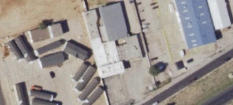 Versatile Commercial Building on West Wall
