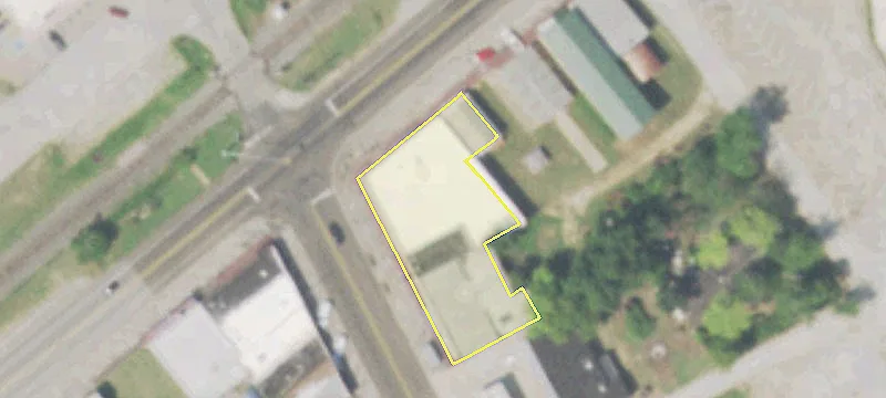 Updated Commercial Building in Arp