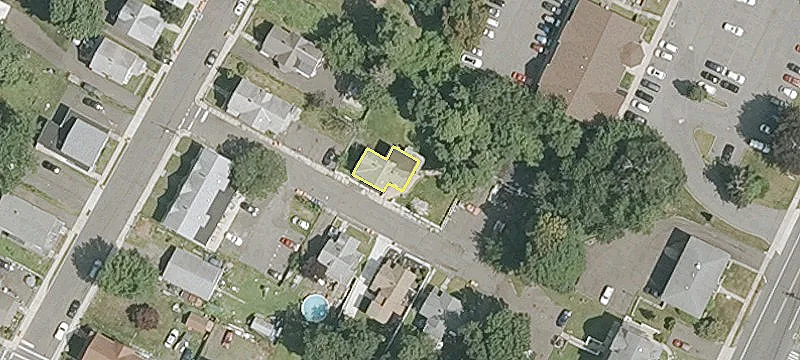 Meriden Multifamily Home with Garage