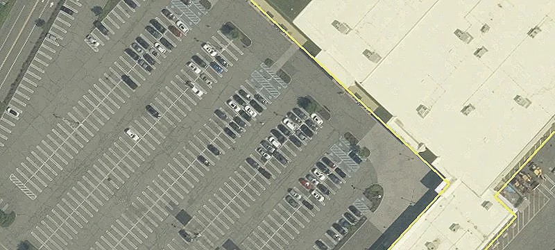 Retail Space in East Hanover