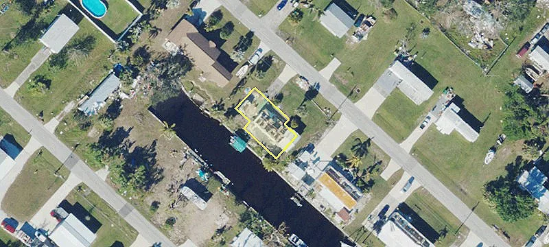 Waterfront Land in El Jobean