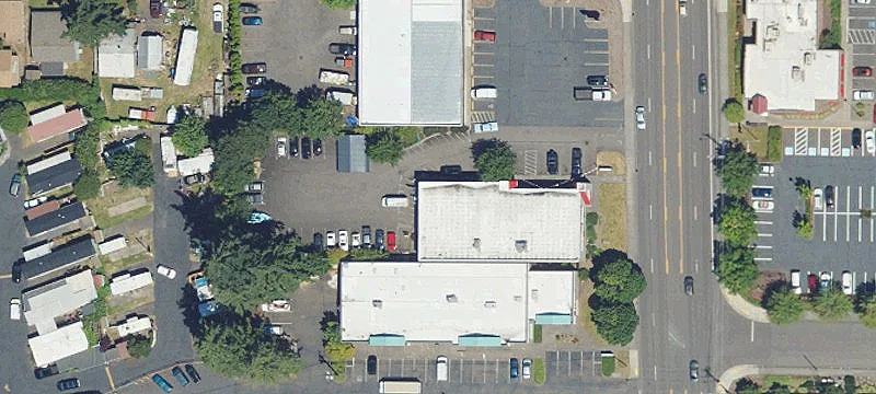 Prime Retail Location in Clackamas