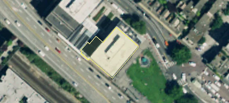 Prime Office Space Near Market