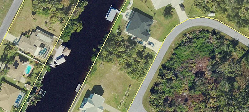 Land with Gulf Access