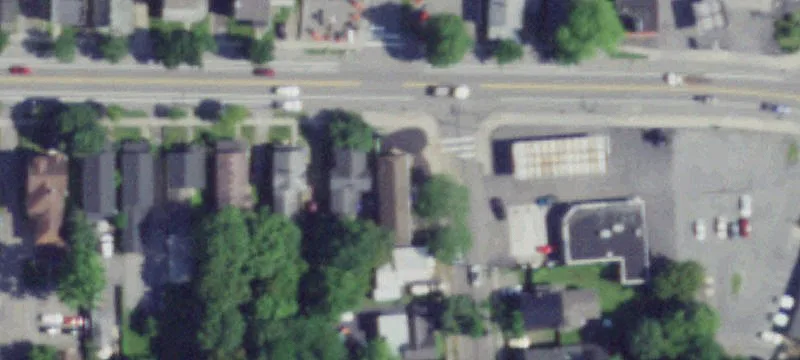 Mixed-Use Building in Palmyra Village