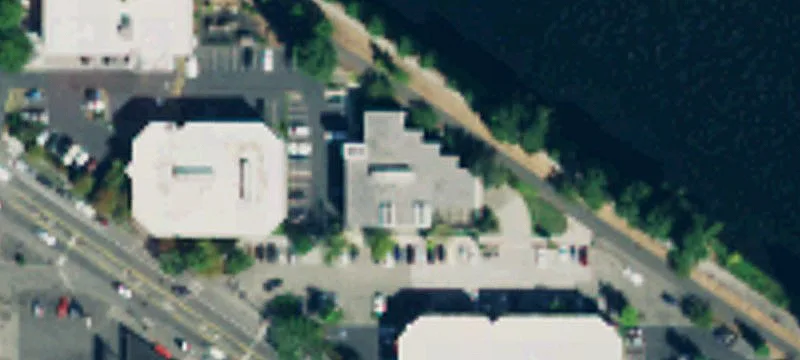 Waterfront Building for Lease
