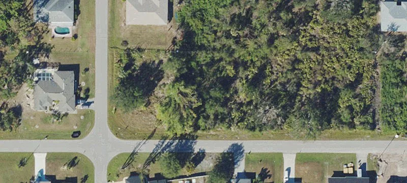 Residential Lot in Gulf Cove