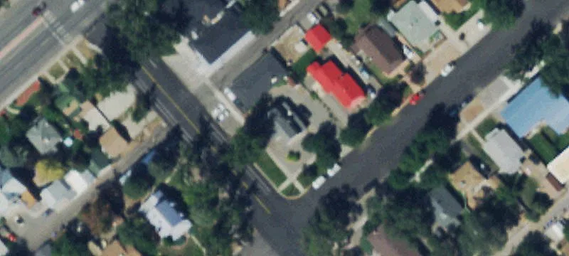 Victorian Duplex in Historic Downtown