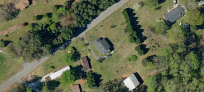 Versatile Garage/Storage Building for Rent