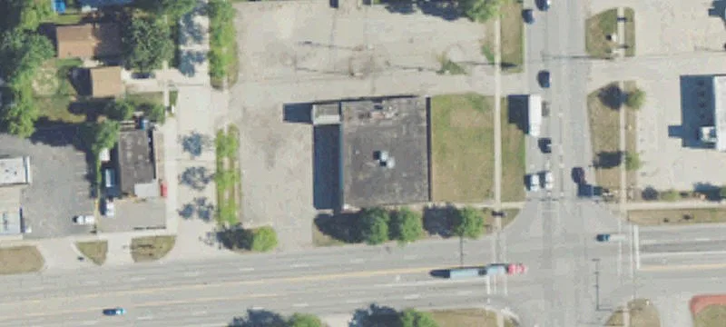 Retail Property on 1.1 Acres