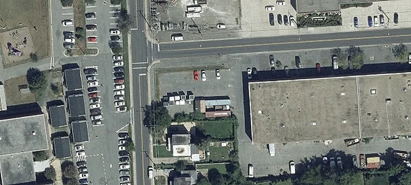 Fenced Corner Lot Ready to Lease