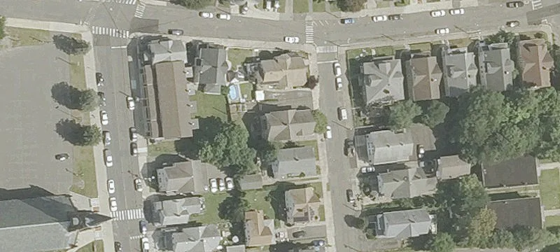 Renovated Downtown Derby Living
