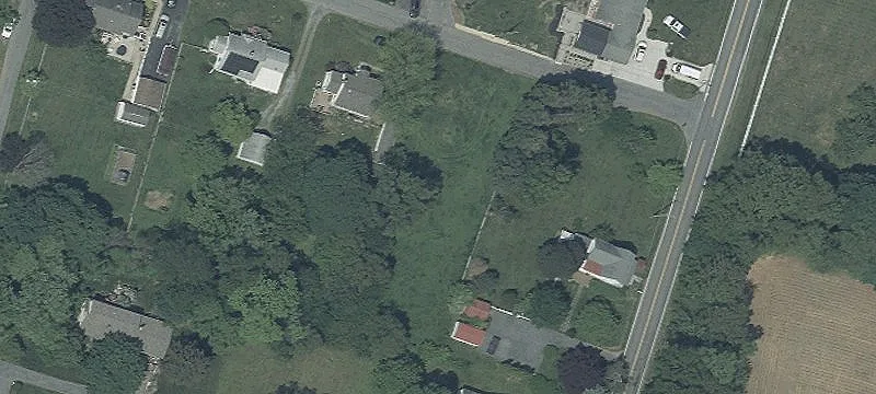 Level Lot Near Town Center