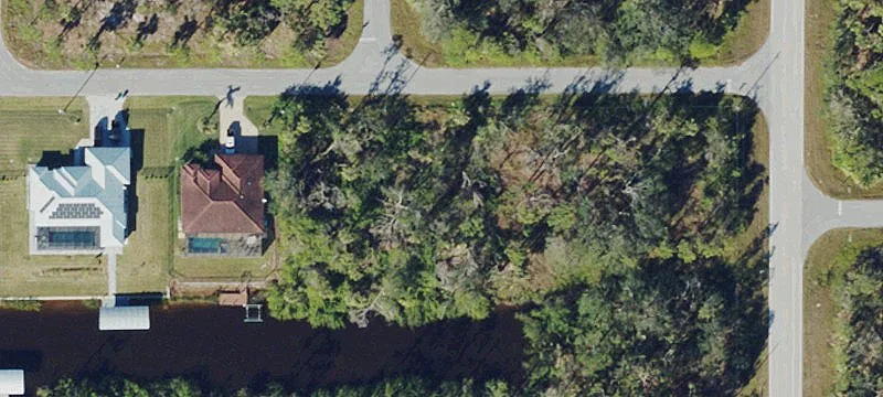 Waterfront Land in Growing Community