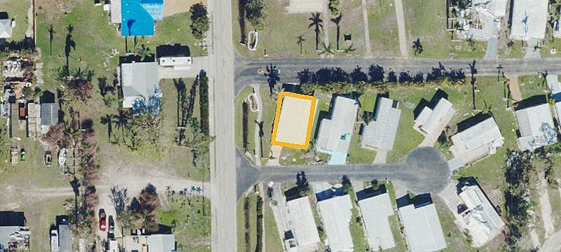 Plantation Estates Build-Ready Corner Lot