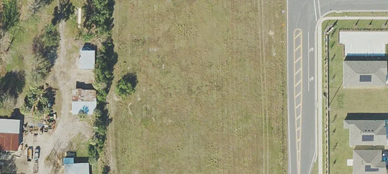 4.3 Acres on Dundee Road