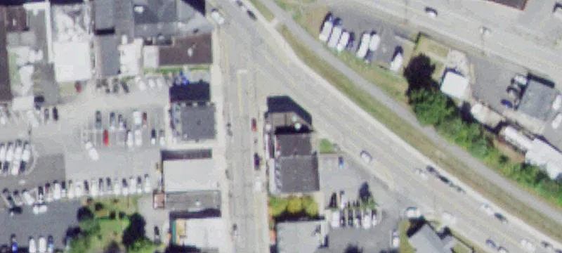 Versatile Mixed-Use Commercial Property