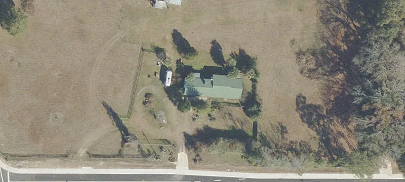 Commercial Property Near I-75 Interchange