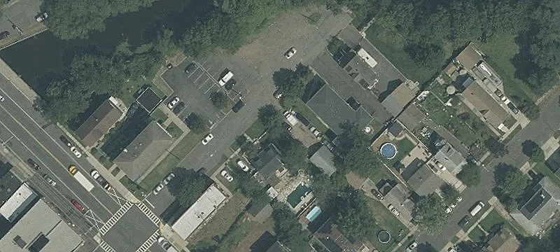 Buildable Lot Near Transportation