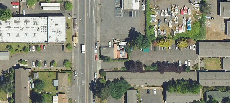 Flexible Property Ready For Redevelopment