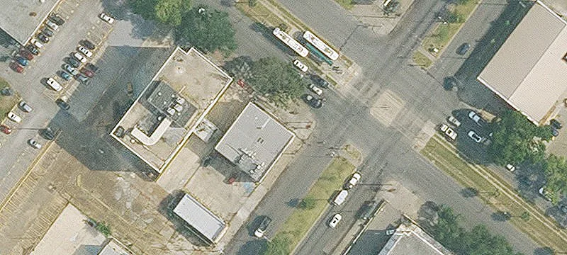 Multi-Tenant Retail Building For Sale