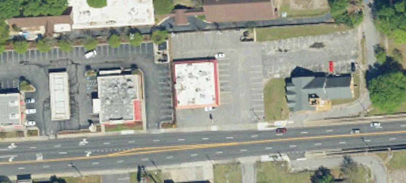 Freestanding Restaurant Building with Parking