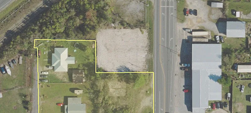 Commercial Corner Lot For Lease