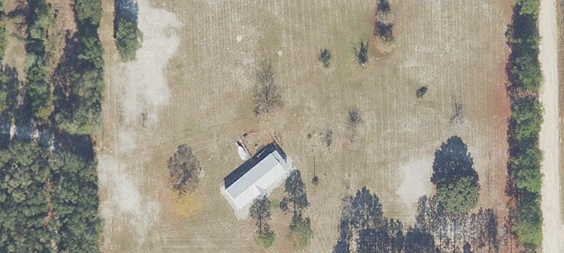Lakefront Lot in Trenton, Florida