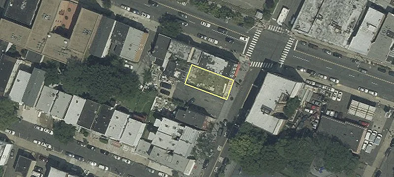 Retail Building Near Journal Square