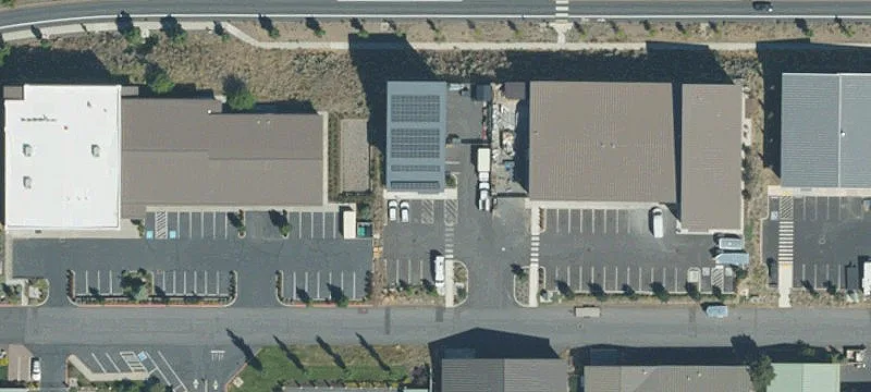 Retail/Industrial Space For Rent