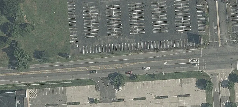 Retail Space at Signalized Intersection