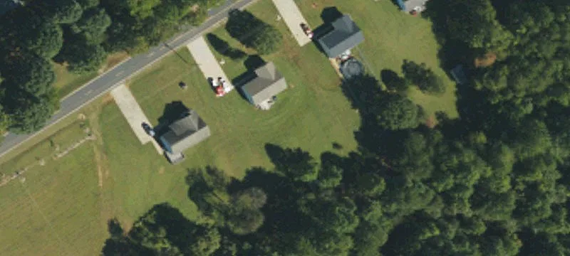7.6 Acres of Privacy