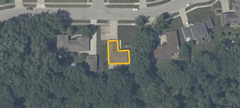Crown Point Wooded Lot