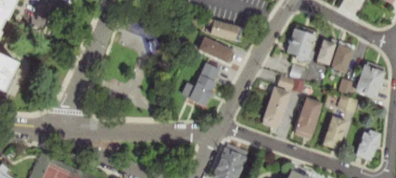 Inviting Duplex Near Tuckahoe Village