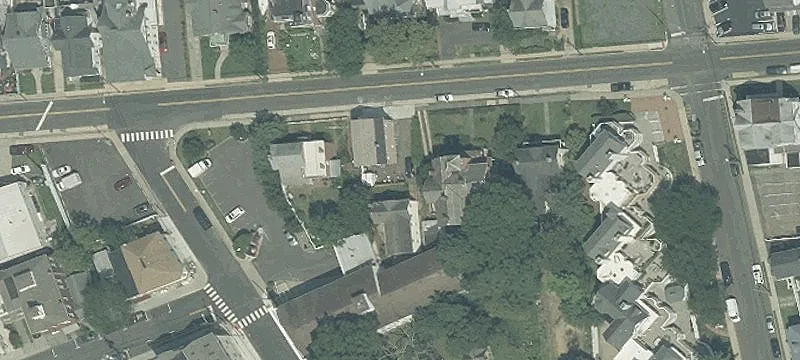 Versatile Storefront in Keyport