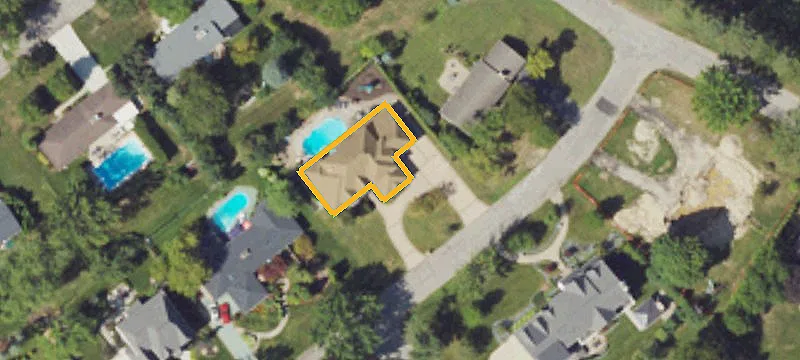 Residential Land in Bloomfield Township