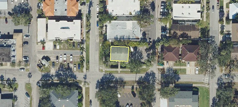 Turn-Key Quadruplex Near SoHo District