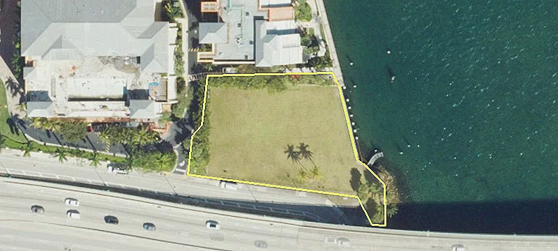 Riviera Beach Retail Space Available